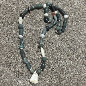 Natural Stones Green Beaded Necklace
